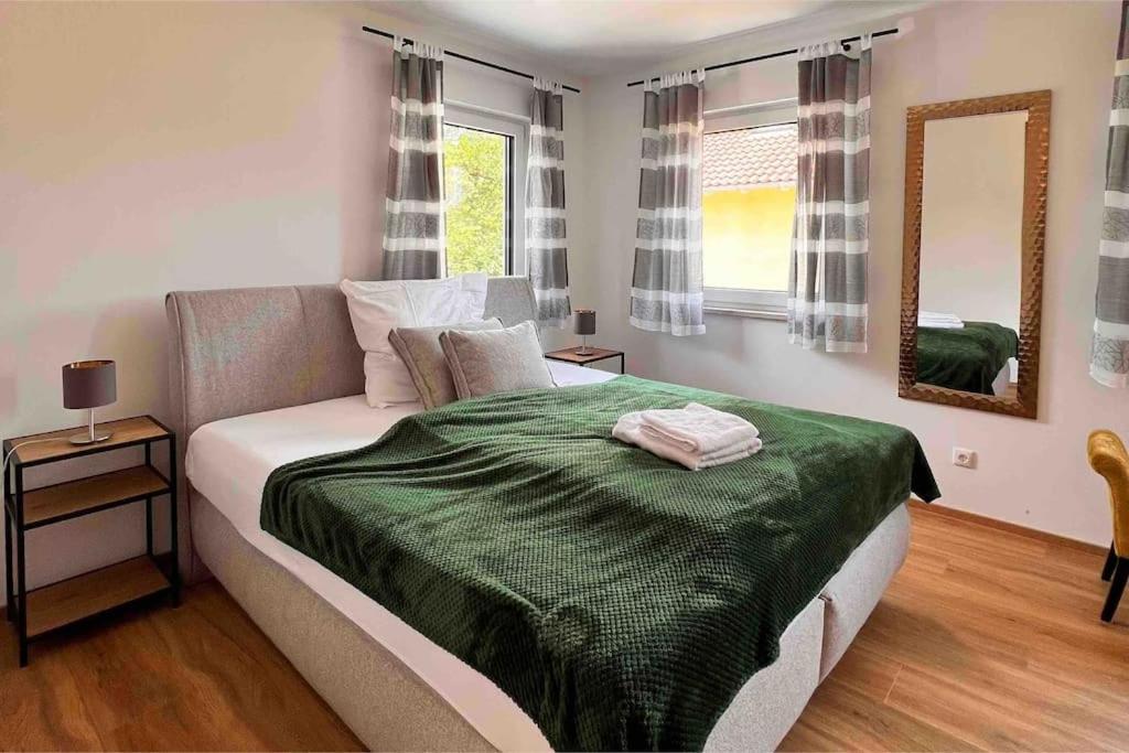 Viel Platz In Burghausen Fuer Freunde Und Familie Διαμέρισμα Εξωτερικό φωτογραφία